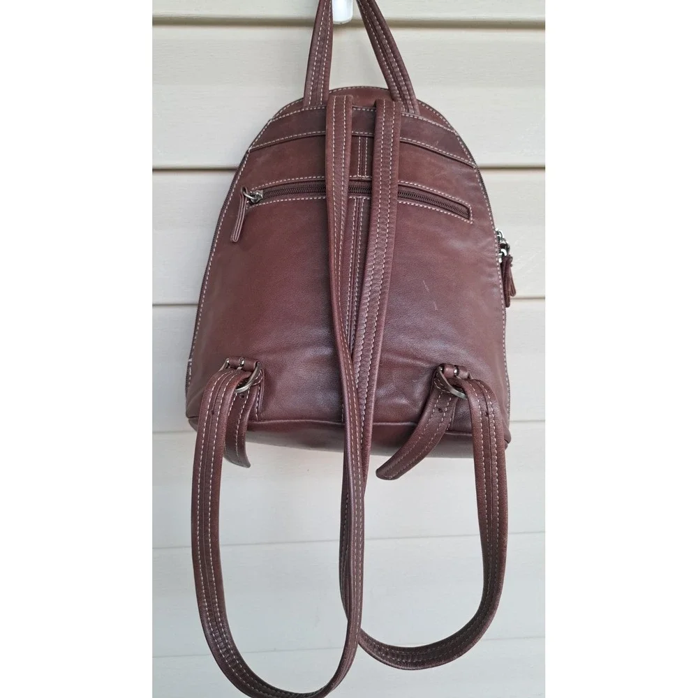 Tignanello Women's Leather Brown Small Backpack Adjustable Straps Zipped Pockets